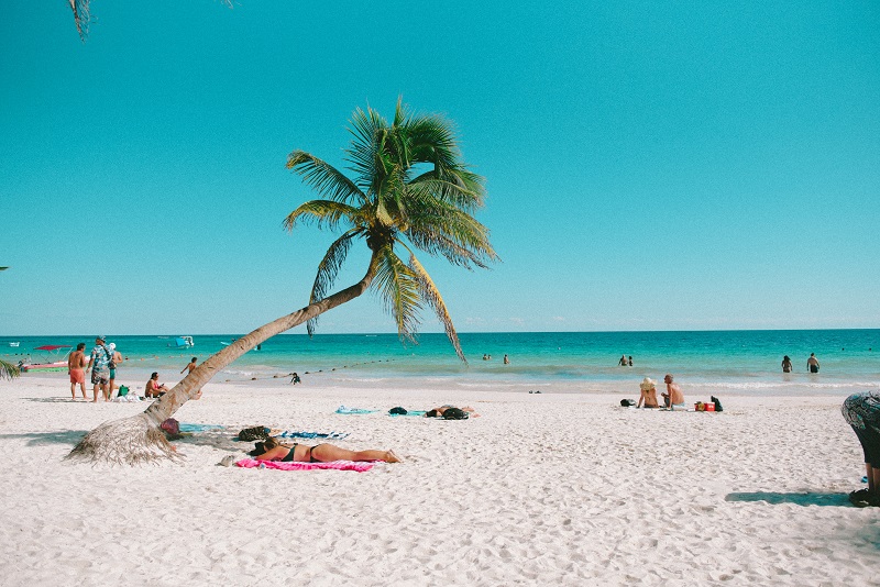 Новый год в теплых странах