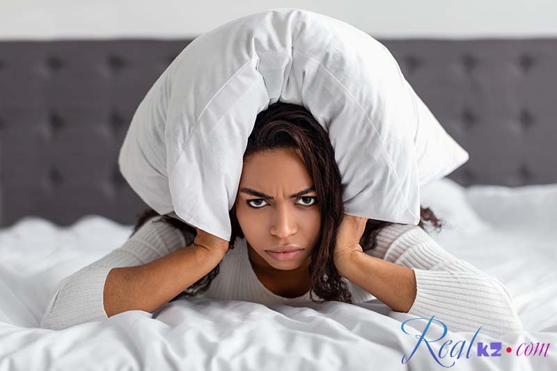 Шумные соседи